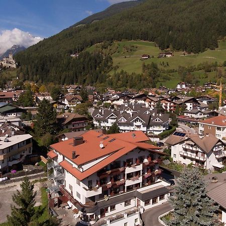 Hotel Hellweger Sand in Taufers Exteriör bild
