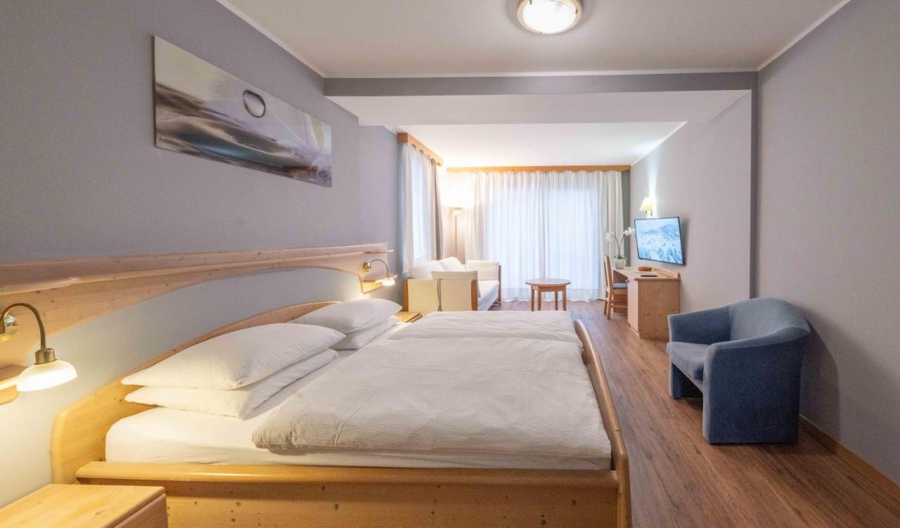 Hotel Hellweger Sand in Taufers Exteriör bild