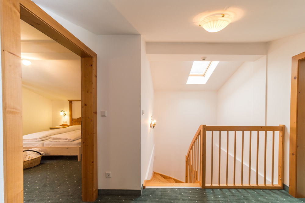 Hotel Hellweger Sand in Taufers Exteriör bild